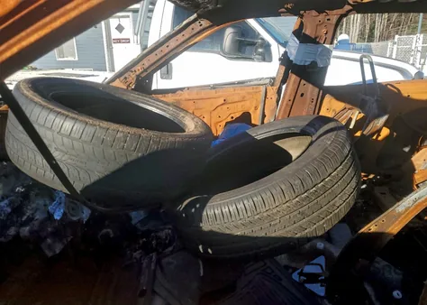 2021 Toyota Highlander Xle from USA, damaged, VIN 5TDGZRBH9MS559397